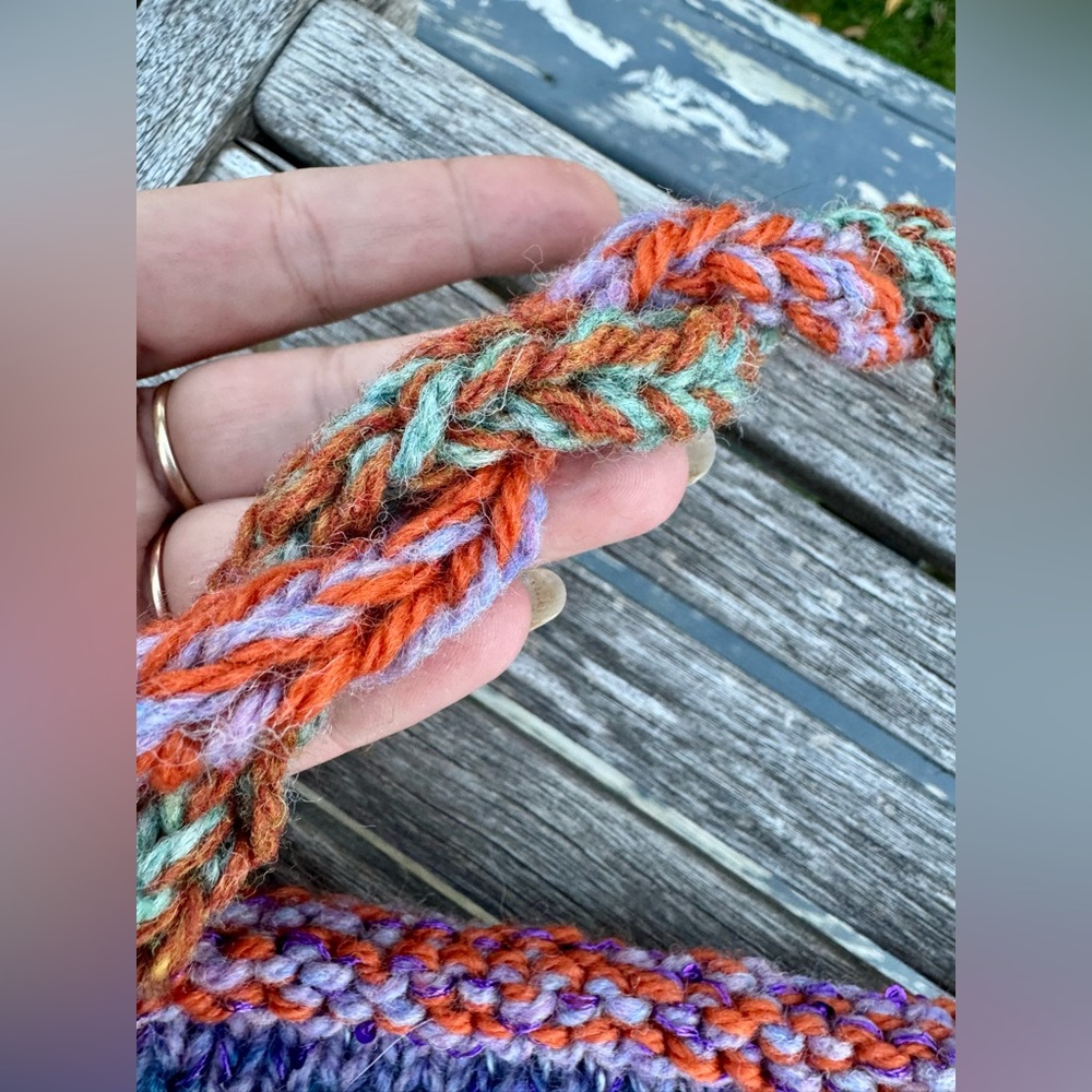 Hand Crafted Colorful Knit Shoulder Bag - Picture 9 of 16